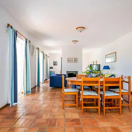 Villa Caixinha Pera